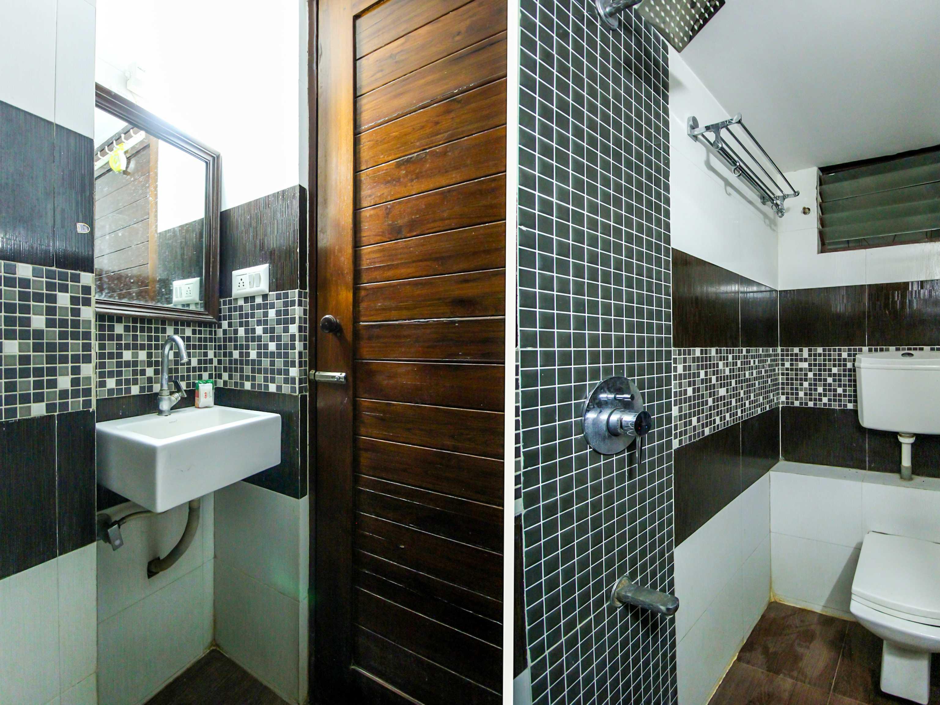 Hotel Seven Ahmedabad Ngoại thất bức ảnh