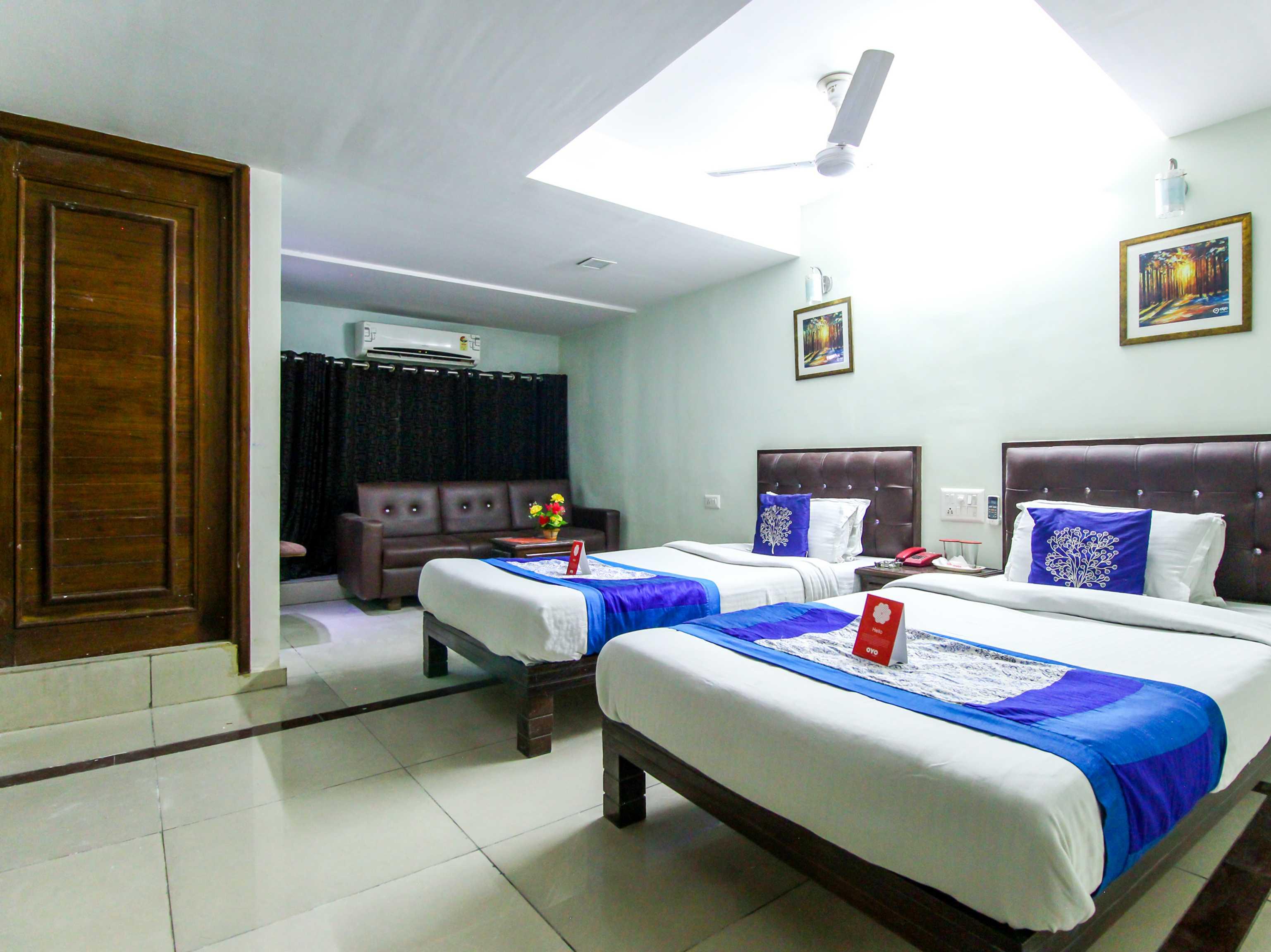 Hotel Seven Ahmedabad Ngoại thất bức ảnh