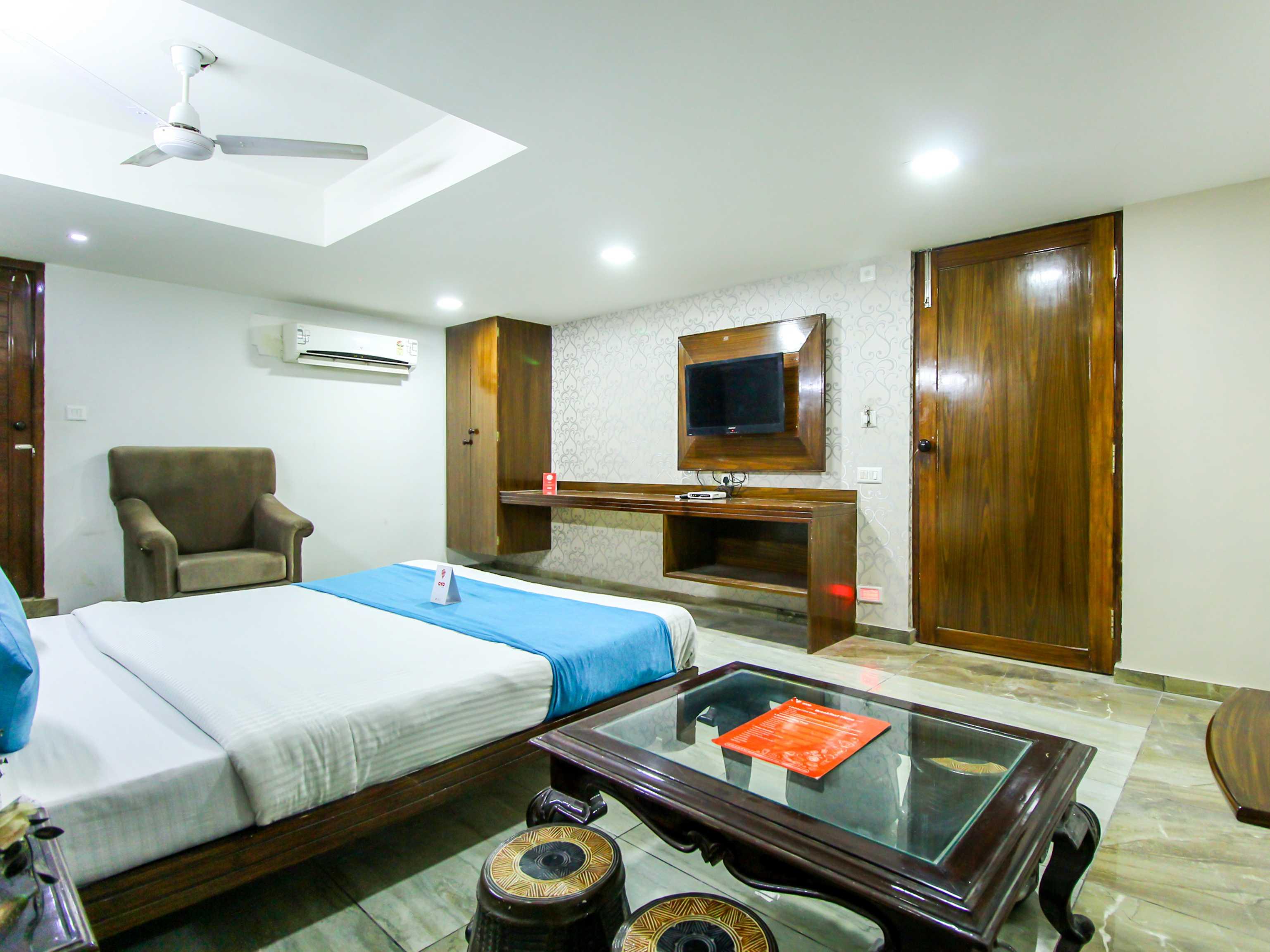 Hotel Seven Ahmedabad Ngoại thất bức ảnh